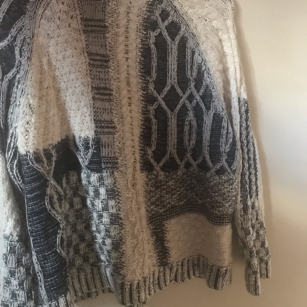 Sweater - Picture 3 of 3